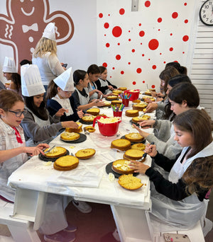 CAKE DECORATING CLASS