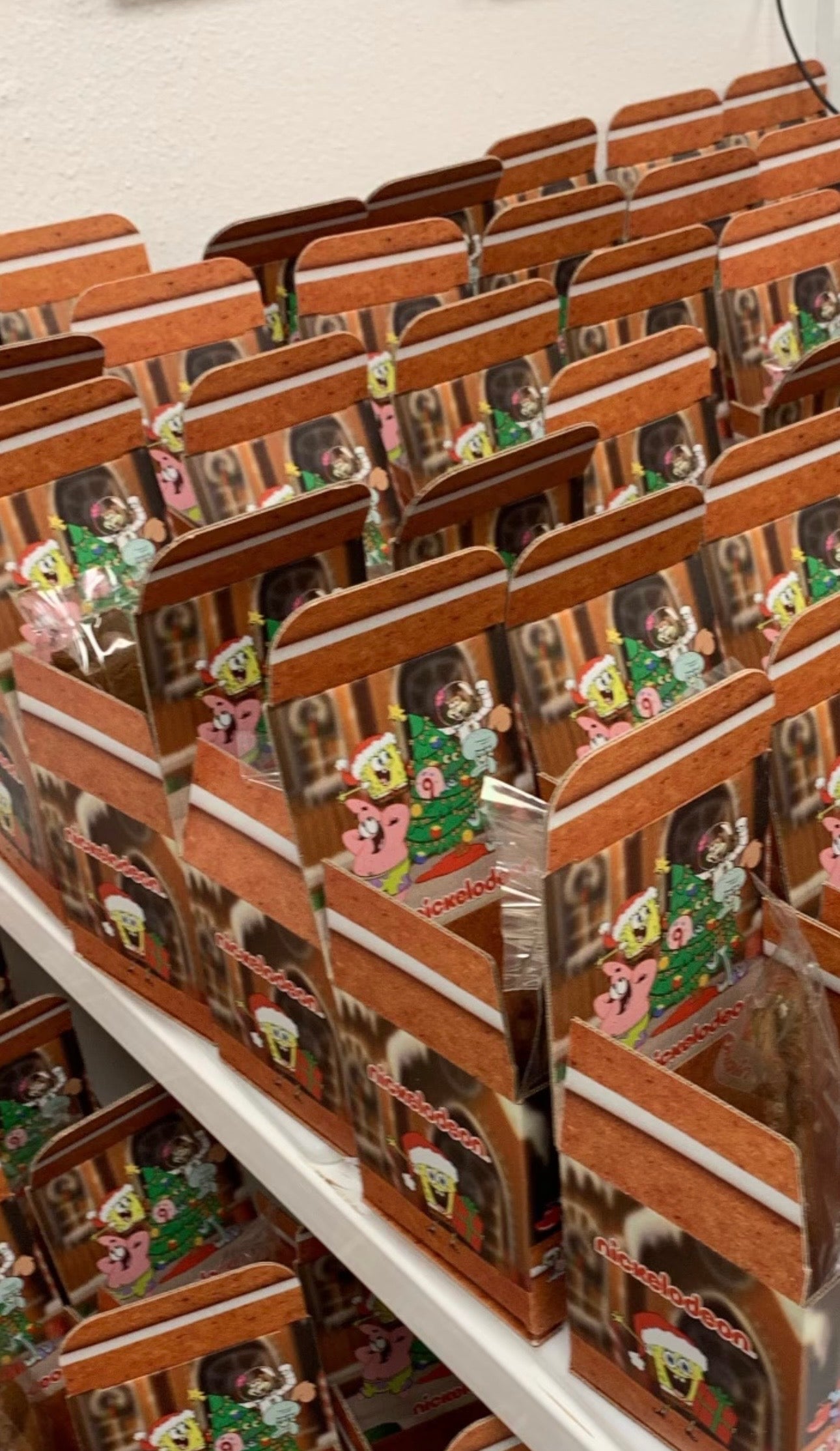 Corporate Gifting Gingerbread Kits: Nickelodeon