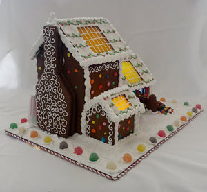 GINGERBREAD NORTH POLE SWEET SHOP